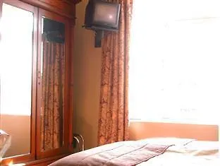 فندق جولدن فليس 2*